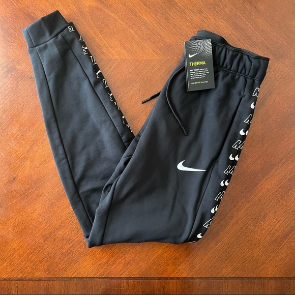 Nike size XS standard fit joggers - Picture 1 of 7